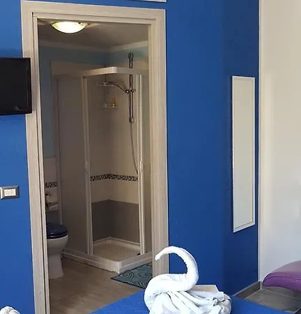 לינה וארוחת בוקר Fontevecchia קאסטלסארדו