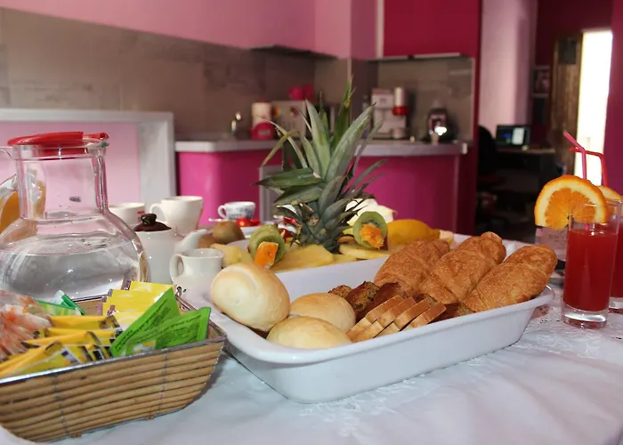 Alojamento de Acomodação e Pequeno-almoço Fontevecchia 3*