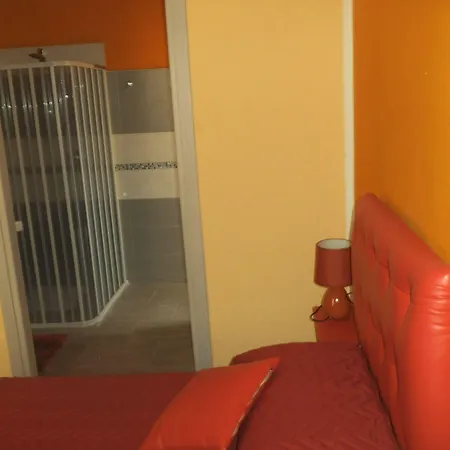 Fontevecchia فندق مبيت وإفطار كاستيلساردو