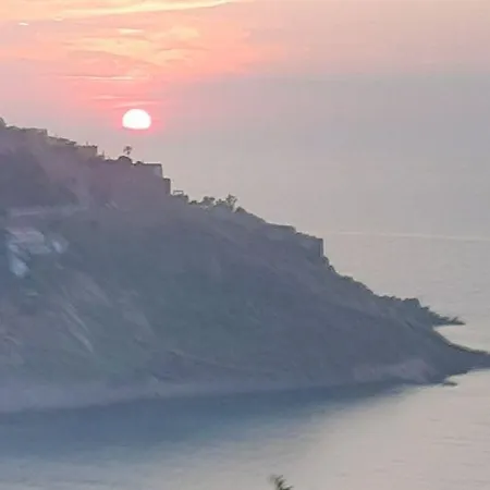 فندق مبيت وإفطار Fontevecchia 3*