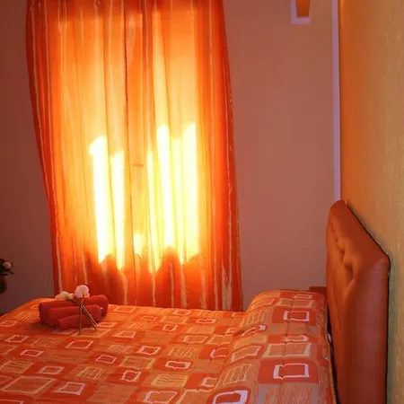 Fontevecchia فندق مبيت وإفطار